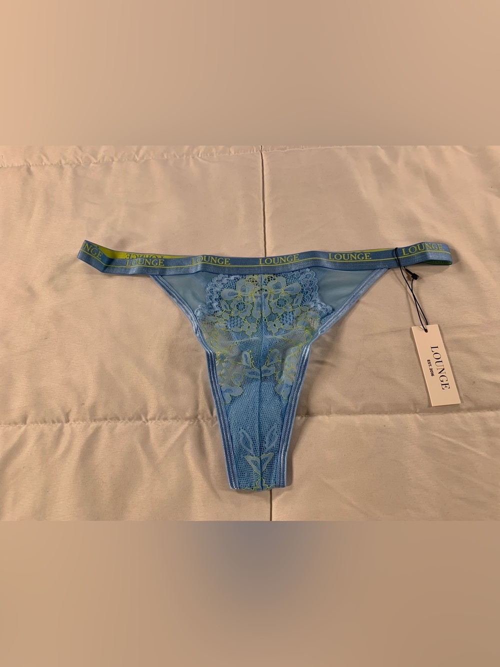 New LOUNGE thong size L